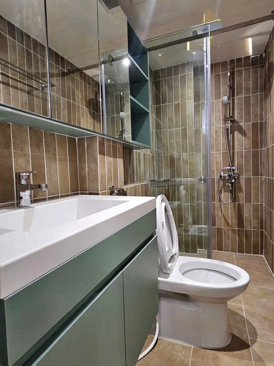 Cho thuê Nhà mặt tiền Quận 2, Hồ Chí Minh, Diện tích 68m², Giá 080 Triệu/tháng 4