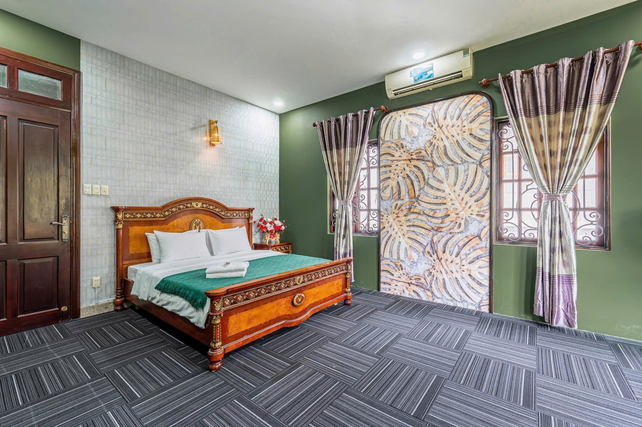 Cho thuê Biệt thự Quận 2, Hồ Chí Minh, Diện tích 324m², Giá Thương lượng 5