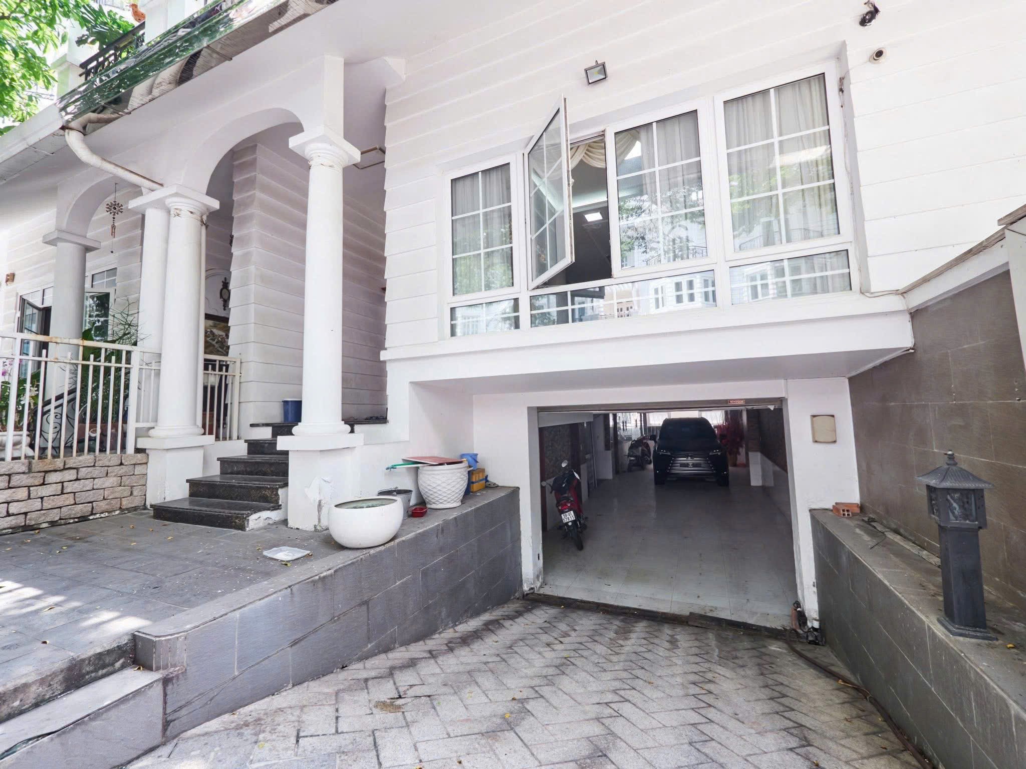 Cần bán Nhà mặt tiền Bình Thạnh, Hồ Chí Minh, Diện tích 147m², Giá Thương lượng 2
