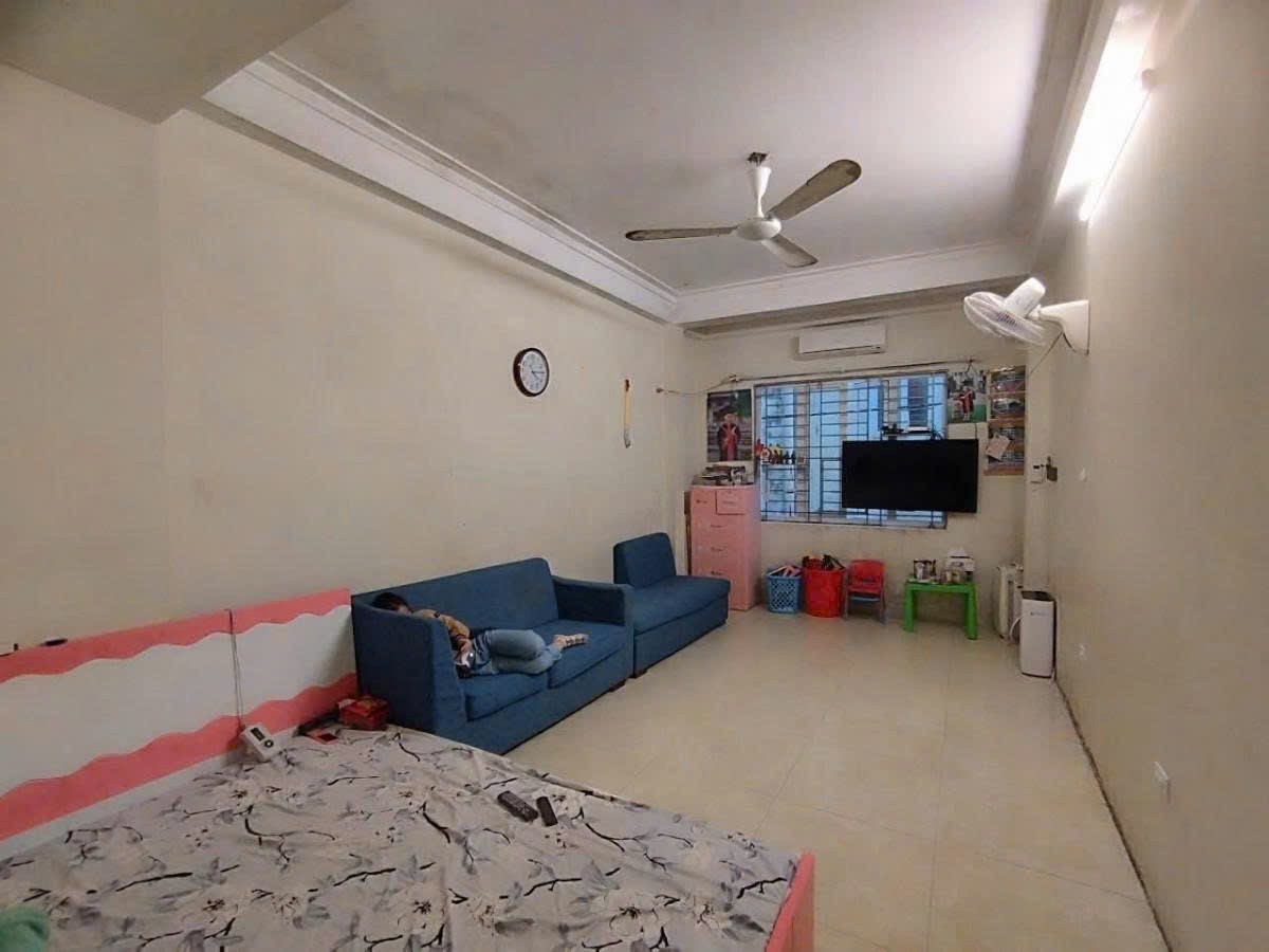 Cần bán Nhà mặt tiền đường Hạ Đình, Phường Hạ Đình, Diện tích 50m², Giá 11 Tỷ
