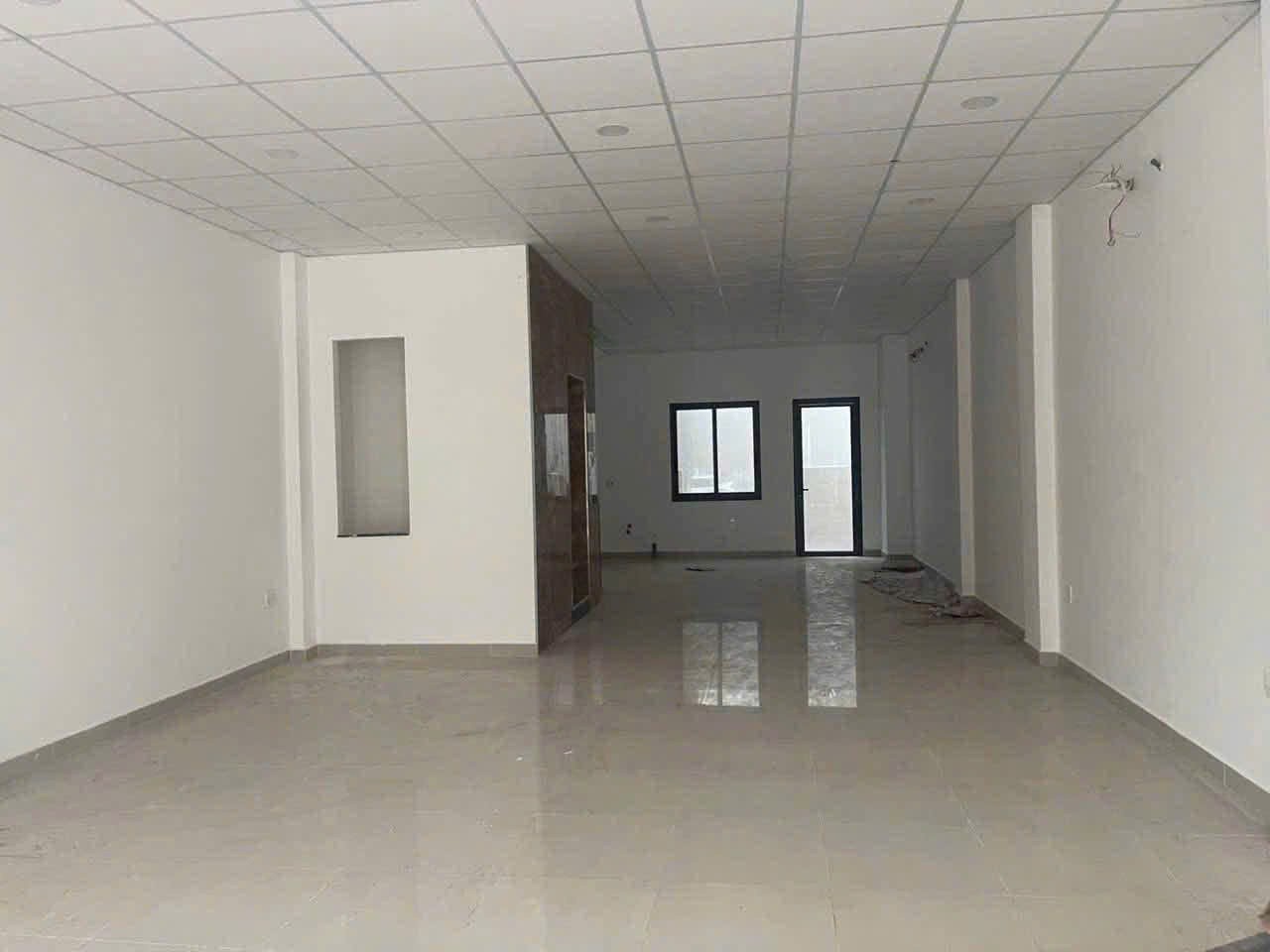 Cho thuê Nhà mặt tiền Phường Phú Hữu, Quận 9, Diện tích 132m², Giá 45 Triệu/tháng 3