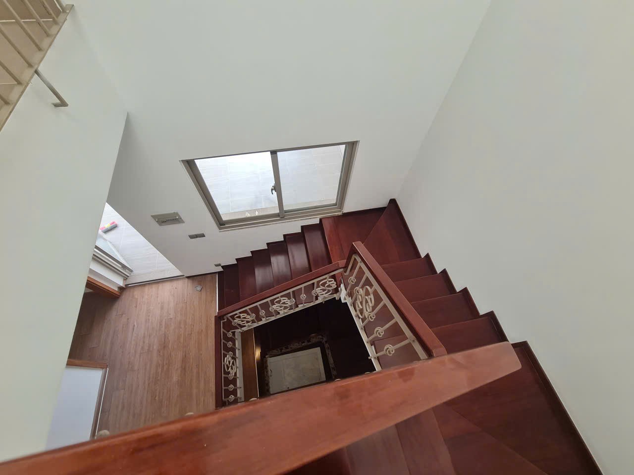 Cho thuê Biệt thự Phường Phú Mỹ, Quận 7, Diện tích 140m², Giá 67 Triệu/tháng 2