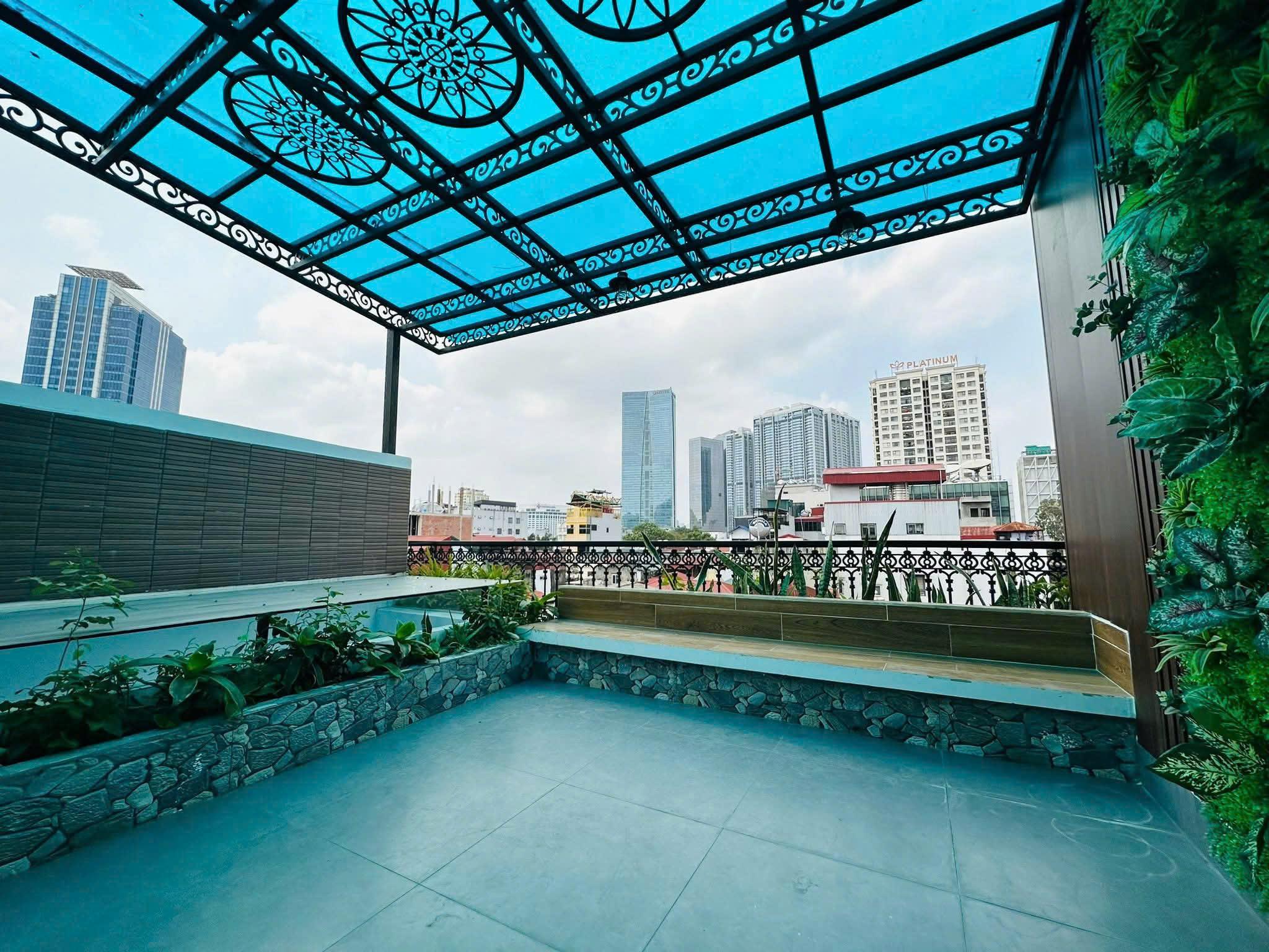 NGAY CẠNH VIN GIẢNG VÕ -  NHÀ SIÊU ĐẸP - THIẾT KẾ ĐẲNG CẤP - SIÊU THOÁNG -  6 TẦNG THANG 5