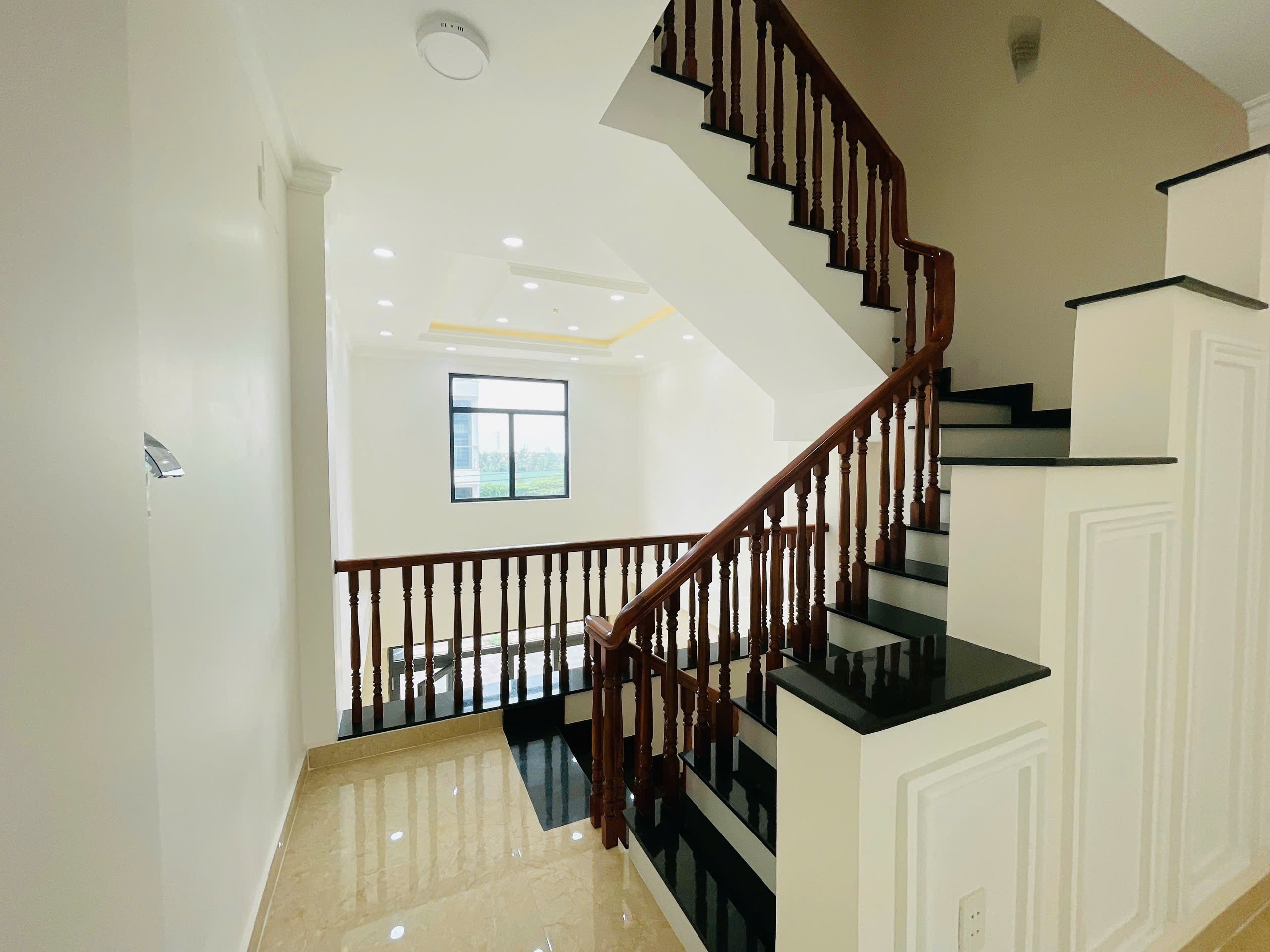 Cần bán Nhà mặt tiền Phường Hiệp Bình Phước, Thủ Đức, Diện tích 100m², Giá 8.999 Tỷ 3