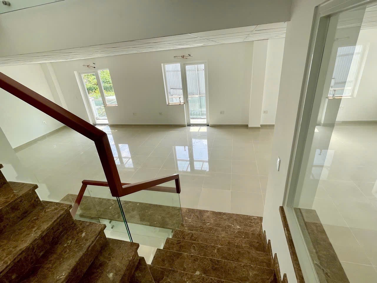 Cho thuê Nhà mặt tiền Phường Phước Long B, Quận 9, Diện tích 231m², Giá 045 Triệu/tháng 32