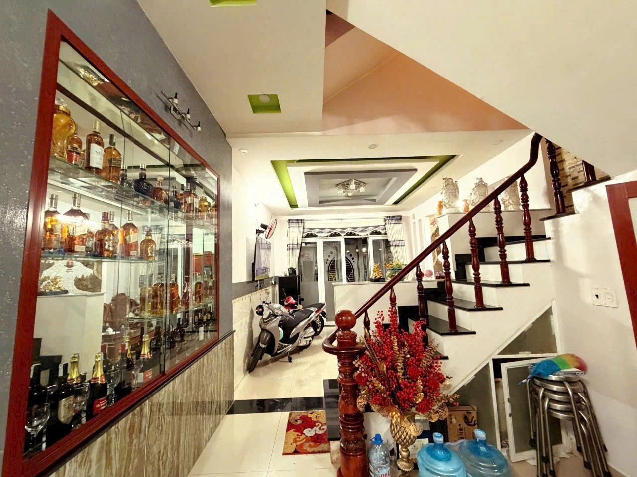 Bán nhà 704// Hương Lộ 2, Bình Trị Đông dt 58,5m2 ,3 lầu 4pn,5wc hướng BẮC giá 6,95 tỷ 2