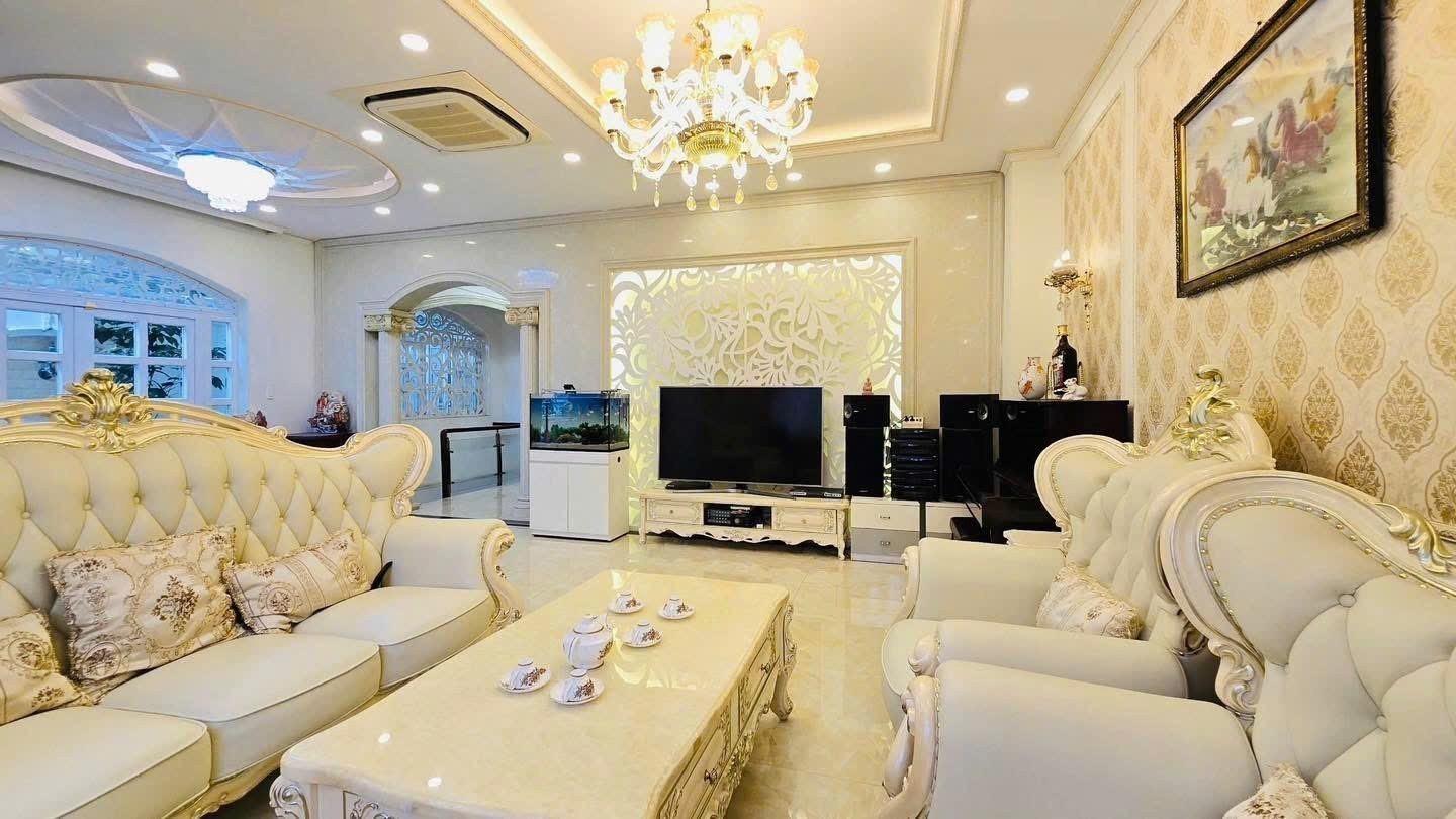Cần bán Biệt thự Quận 7, Hồ Chí Minh, Diện tích 220m², Giá 54 Tỷ 5