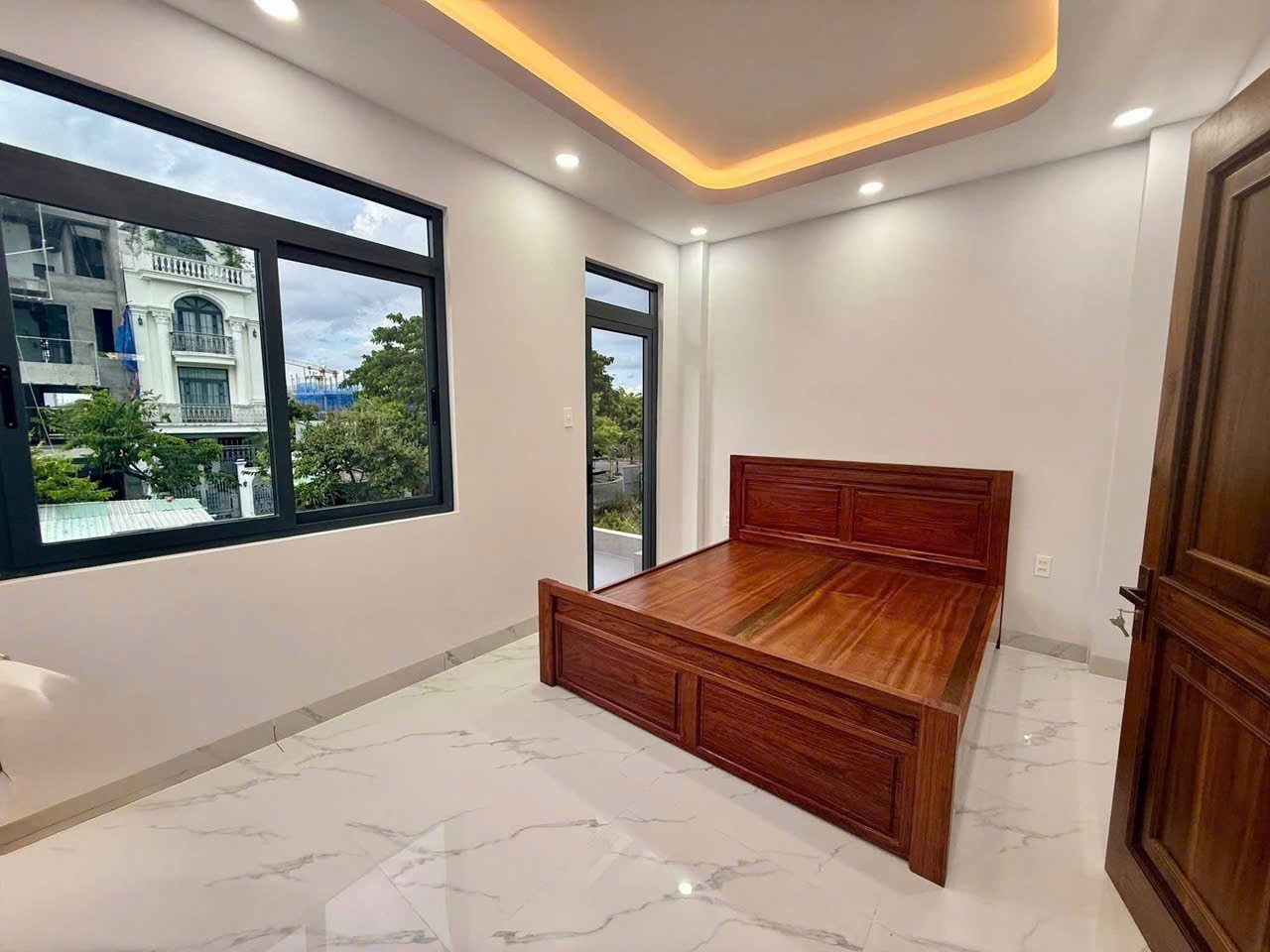 Cho thuê Nhà mặt tiền Quận 2, Hồ Chí Minh, Diện tích 80m², Giá 035 Triệu/tháng 4