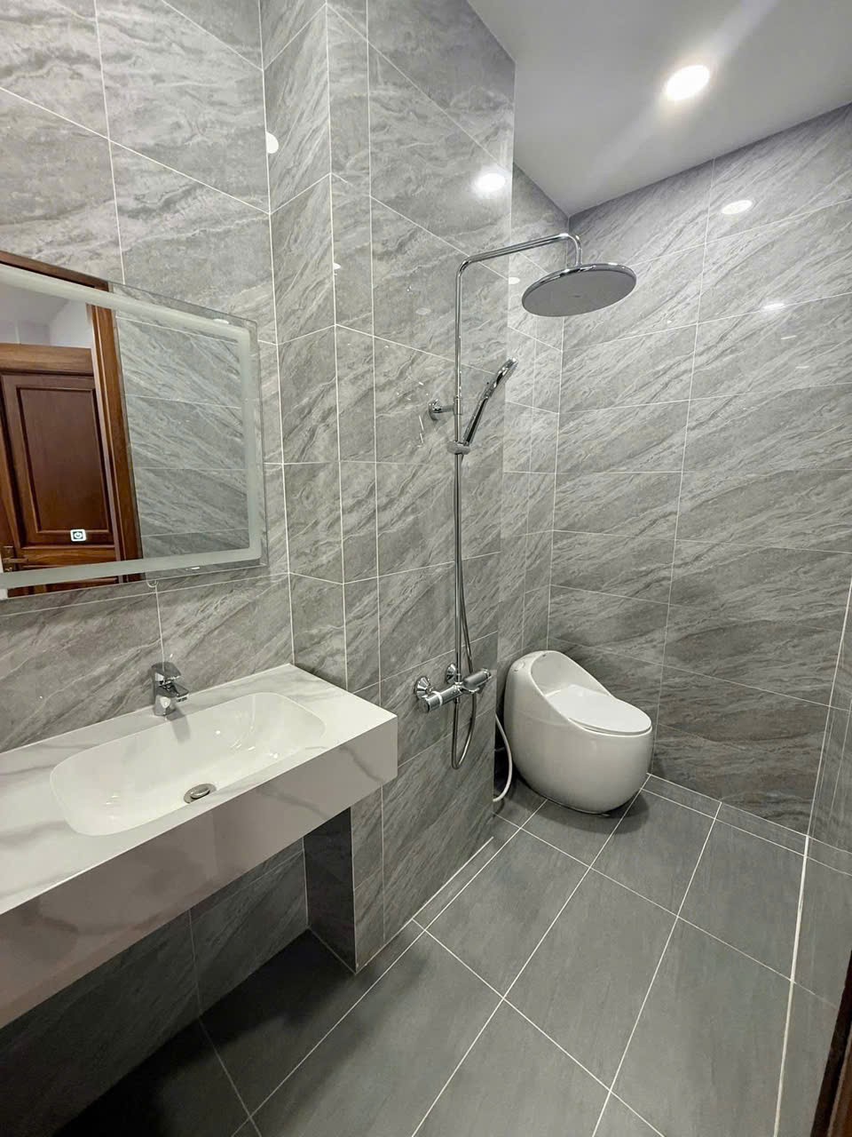 Cho thuê Nhà mặt tiền Quận 2, Hồ Chí Minh, Diện tích 80m², Giá 035 Triệu/tháng 5