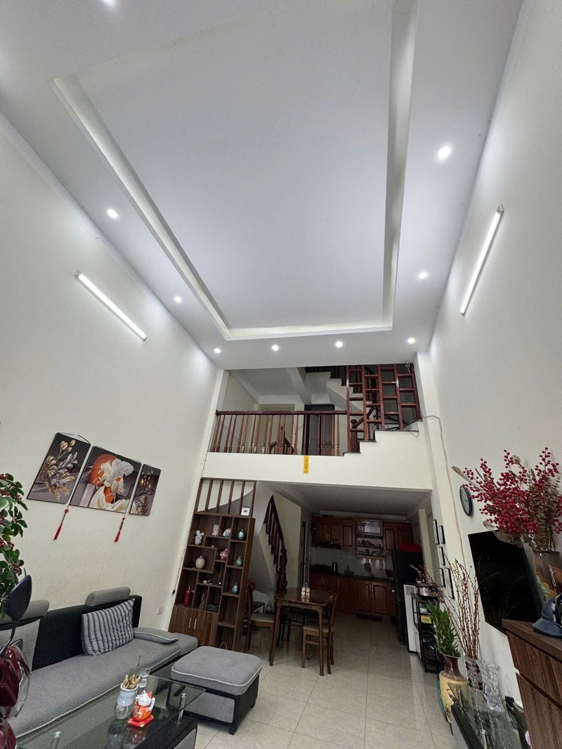 Bán nhà ngõ 68/79 Nguyễn Văn Linh 46,6m2 x 5 tầng - Ô tô tránh - Đón quy hoạch đường 13m lô góc 3