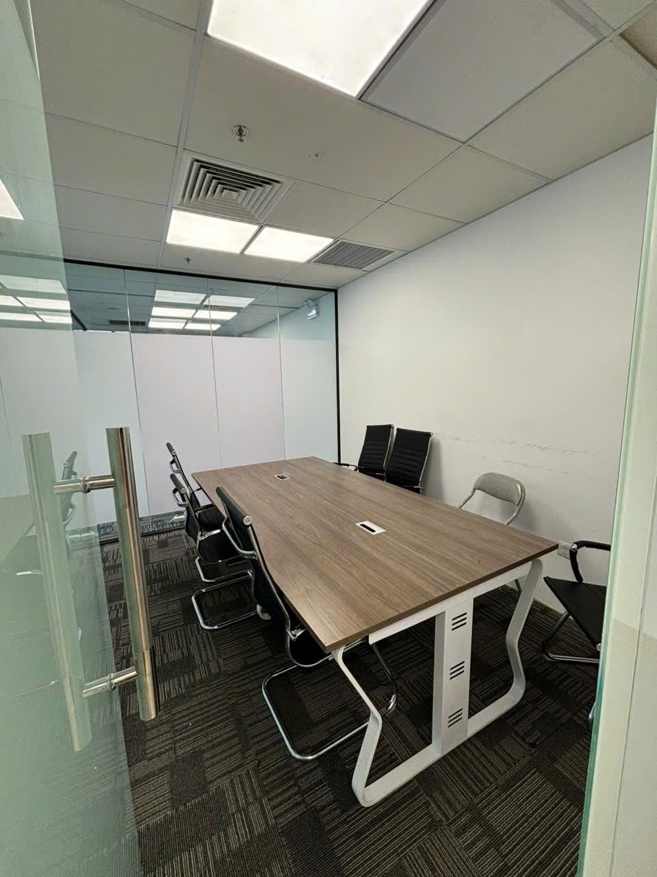 Cho thuê Văn phòng 327m2 HUD Tower, Diện tích 327m², Giá Ưu Đãi 9