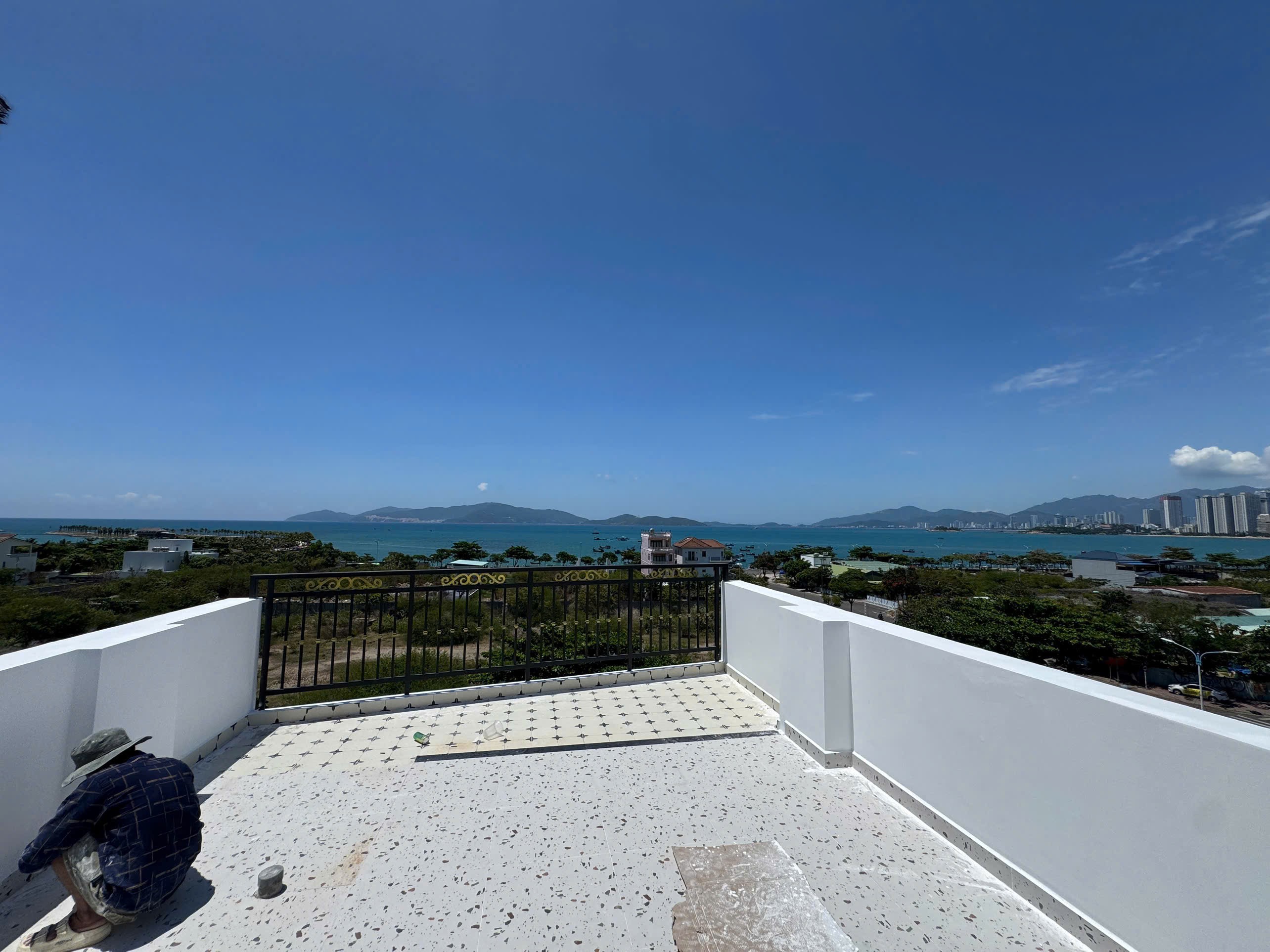 TÒA CĂN HỘ VIEW BIỂN MẶT TIỀN ĐƯỜNG PHẠM VĂN ĐỒNG, GIÁ CHỈ 13 TỶ 6