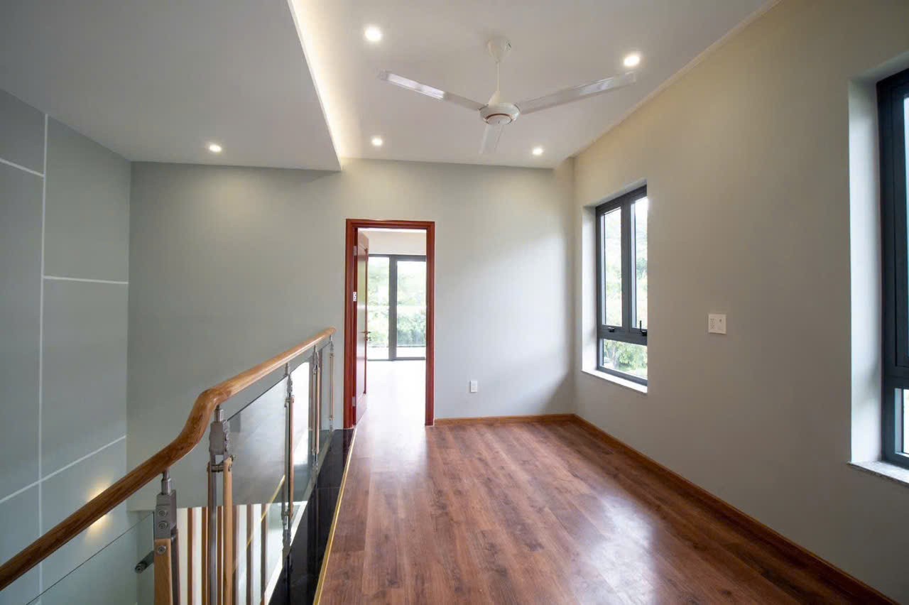 Cho thuê Biệt thự Phường Tăng Nhơn Phú A, Quận 9, Diện tích 240m², Giá 036 Triệu/tháng 6