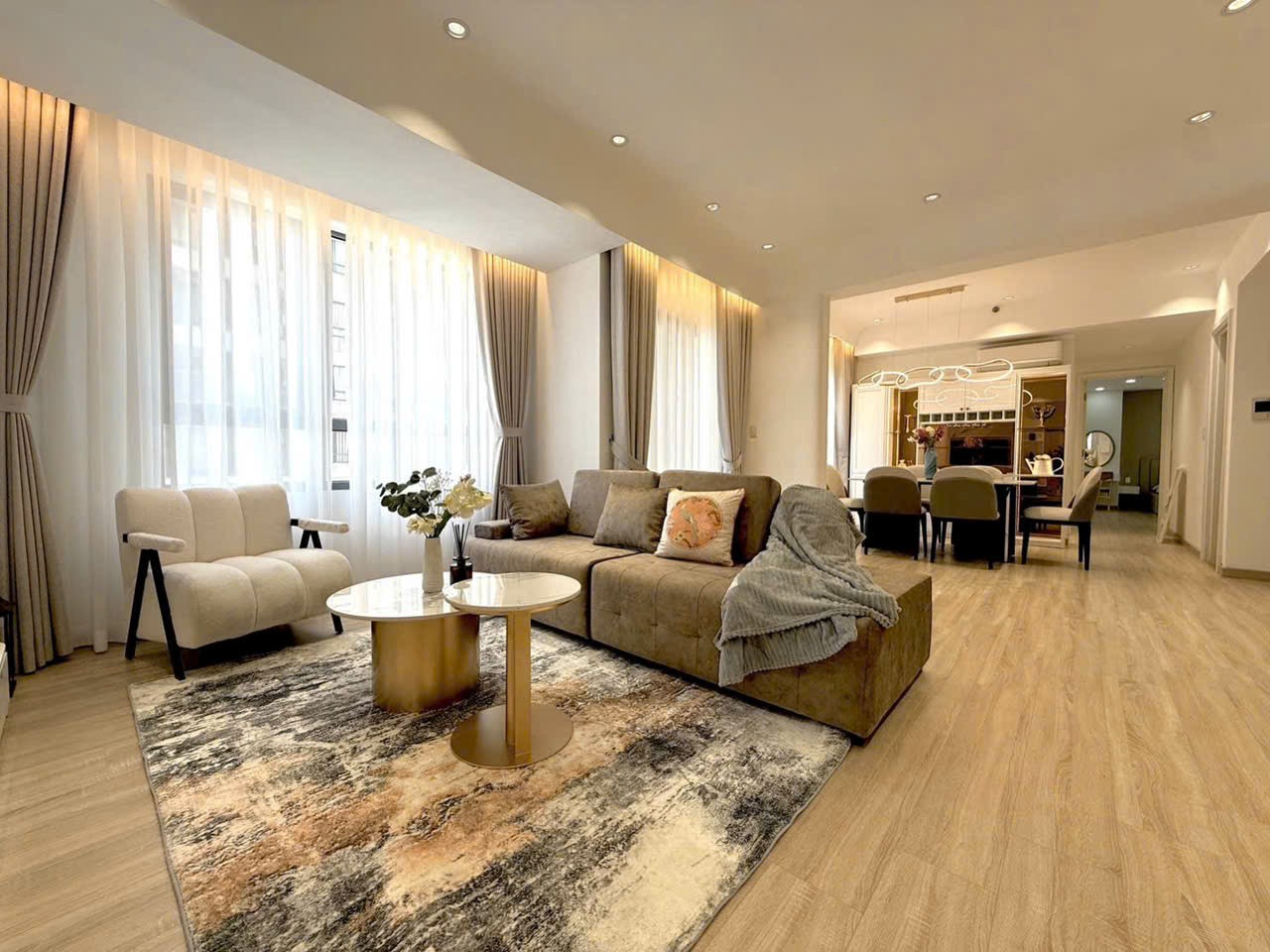 Cho thuê Biệt thự Phường Tăng Nhơn Phú A, Quận 9, Diện tích 240m², Giá 036 Triệu/tháng 9