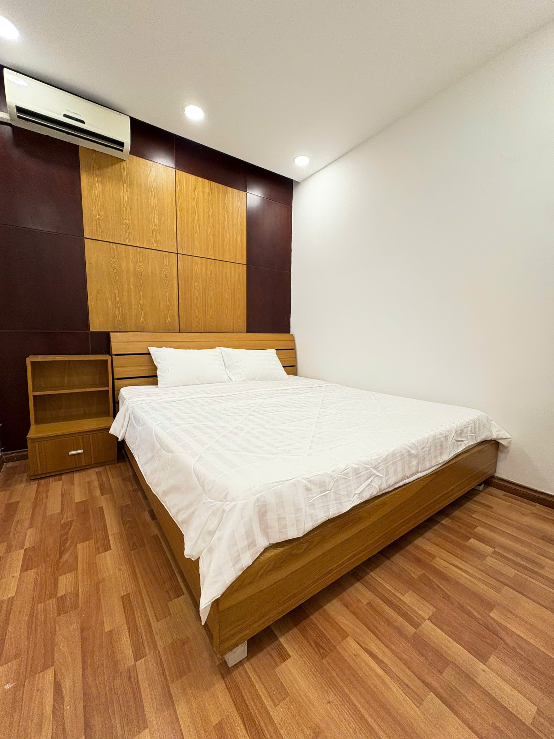 Cho thuê Căn hộ chung cư Phường Phú Mỹ, Quận 7, Diện tích 85m², Giá Thương lượng 5