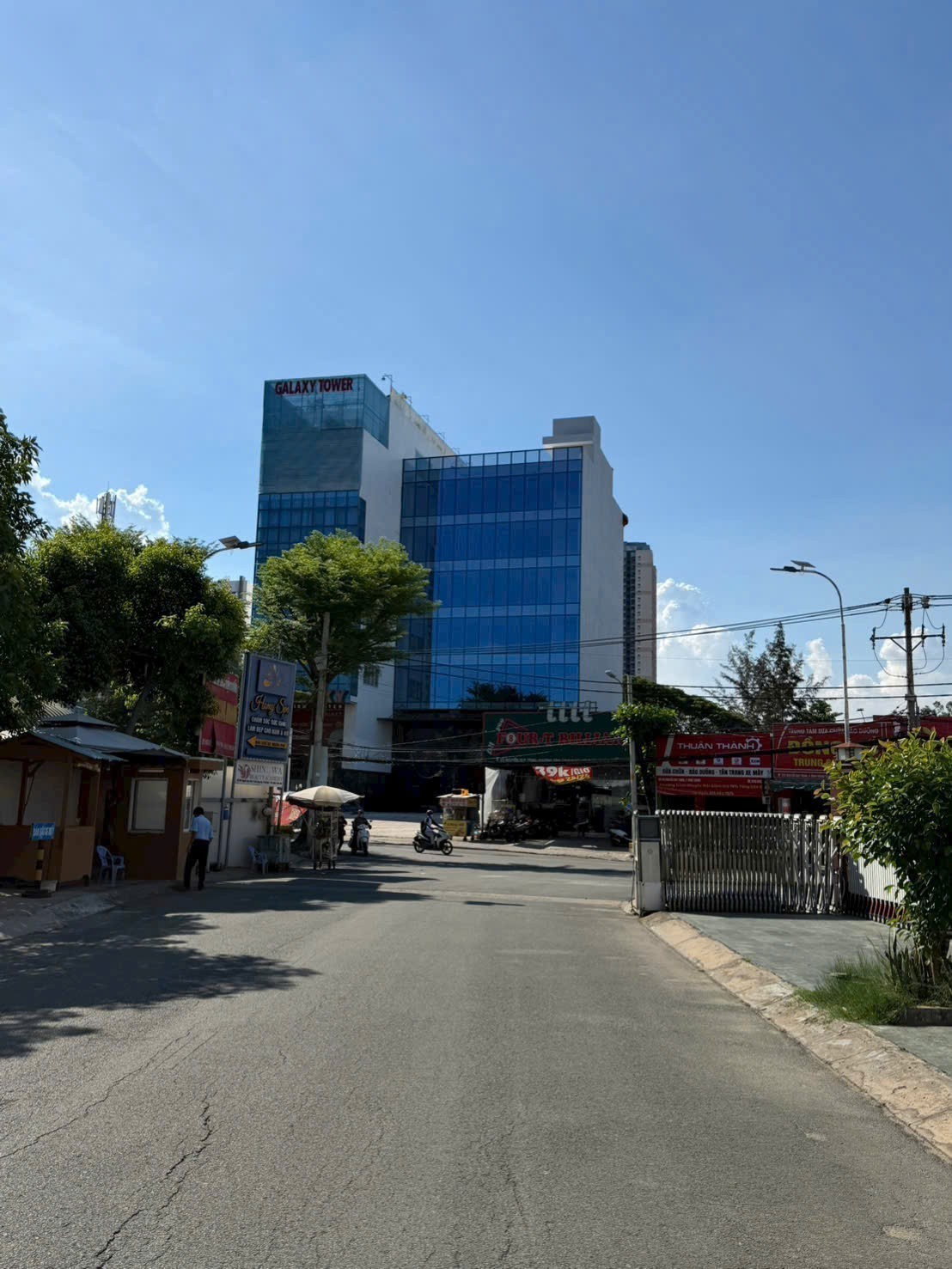 Cho thuê Văn phòng Quận 2, Hồ Chí Minh, Diện tích 2224m², Giá 0400 Triệu/tháng