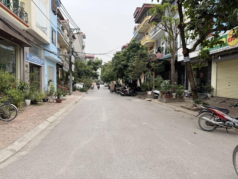 Cần bán đất mặt ngõ 68 Trâu Quỳ: 105,4m2 ngay trường ĐHNN, phù hợp xây tòa CC mini hoặc KD 3