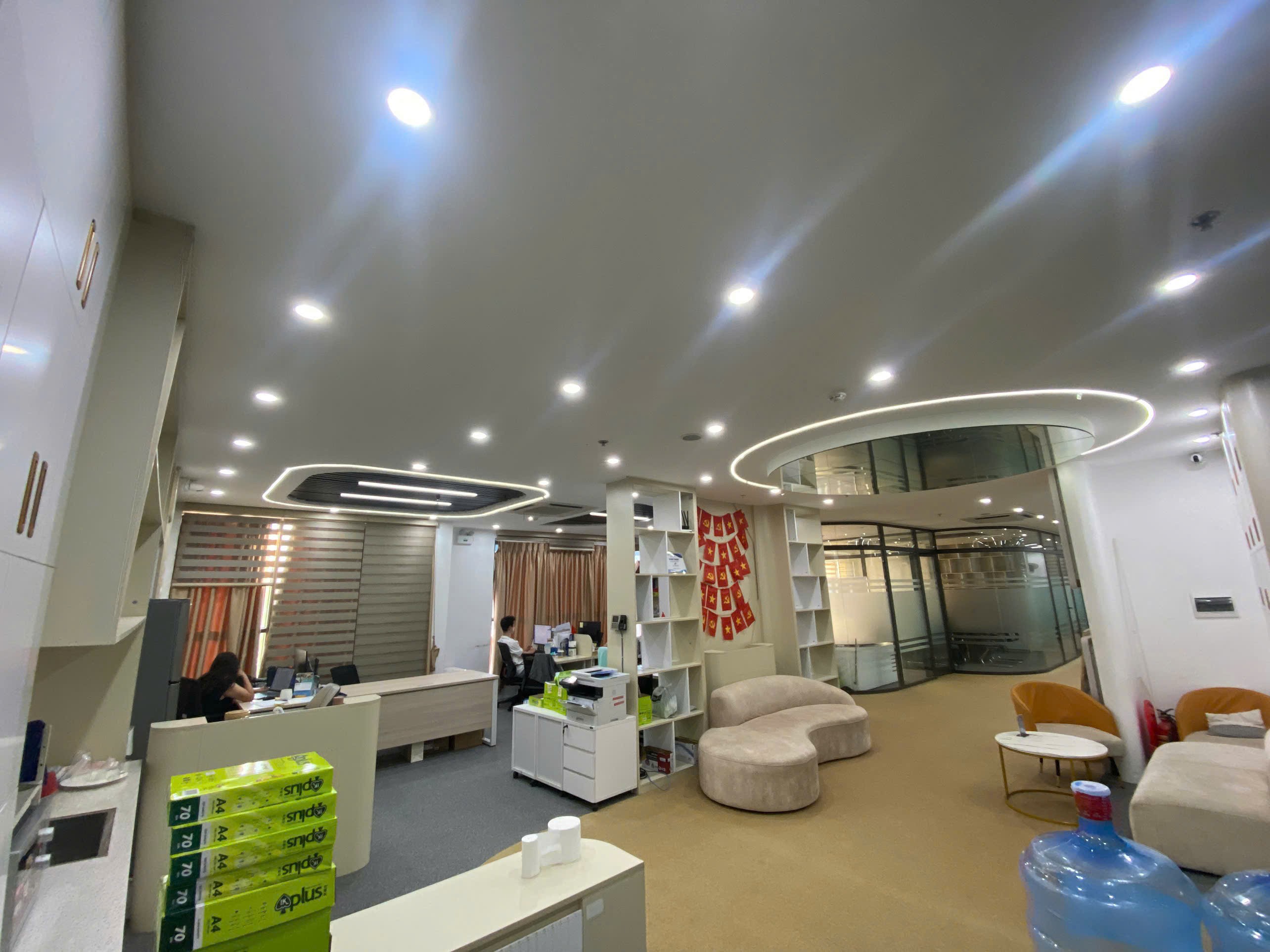 SANG NHƯỢNG VĂN PHÒNG TẦNG 3 TÒA HOÀNH SƠN COMPLEX, NGÕ 282 NGUYỄN HUY TƯỞNG 4