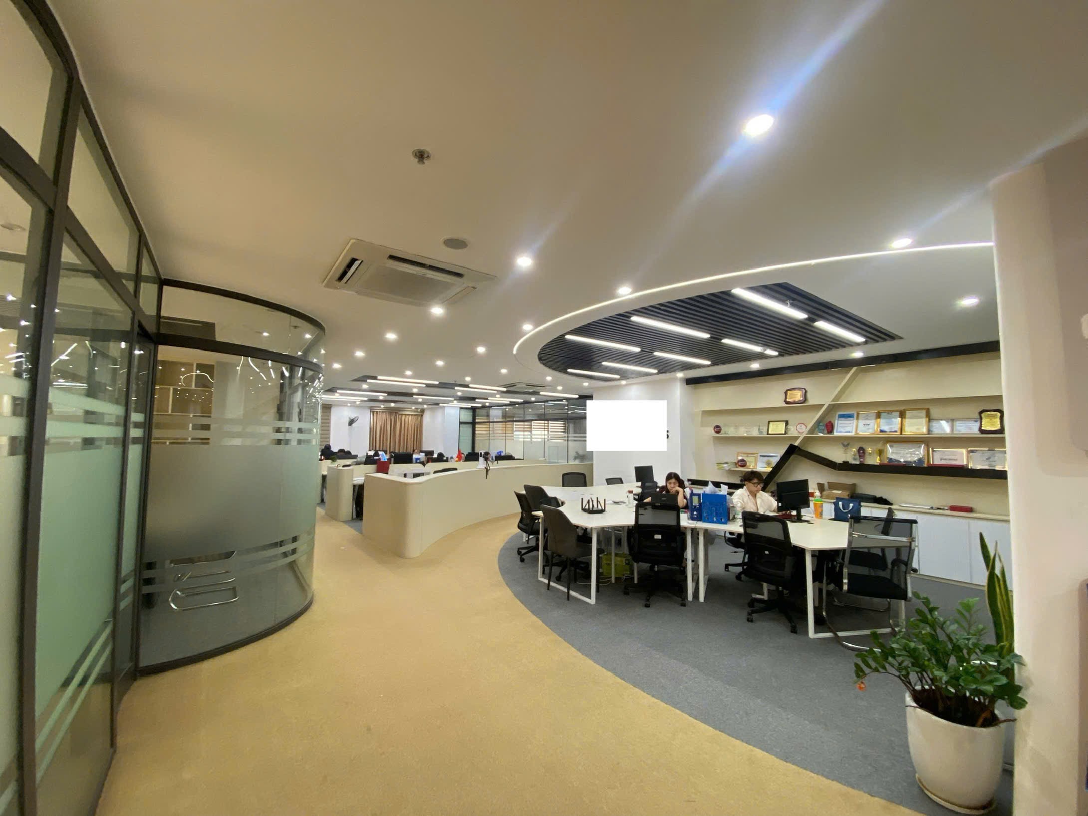 SANG NHƯỢNG VĂN PHÒNG TẦNG 3 TÒA HOÀNH SƠN COMPLEX, NGÕ 282 NGUYỄN HUY TƯỞNG 6