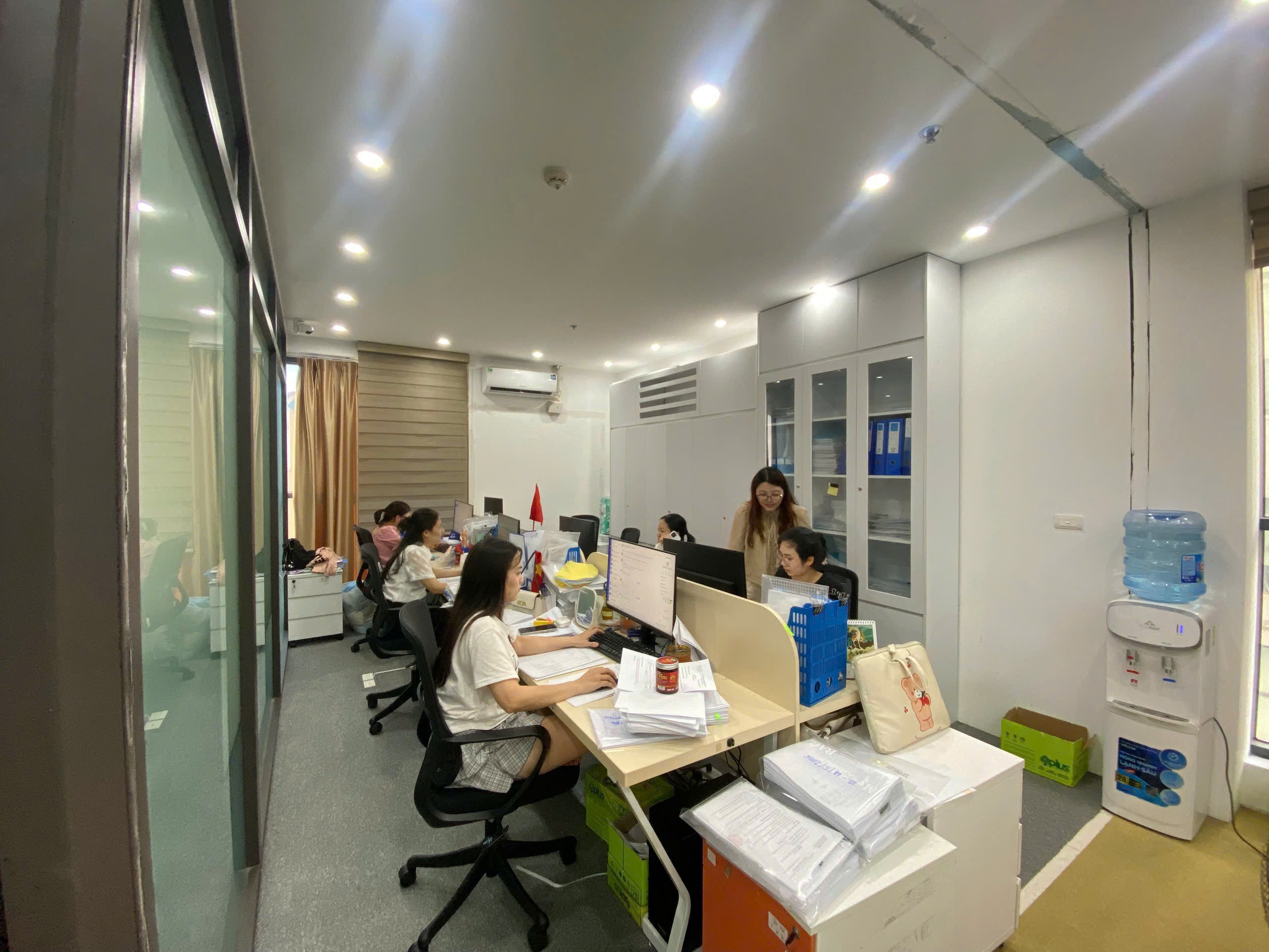 SÀN VĂN PHÒNG ĐẲNG CẤP 400M2 TẠI TÒA 29T, KĐT TRUNG HÒA NHÂN CHÍNH 4