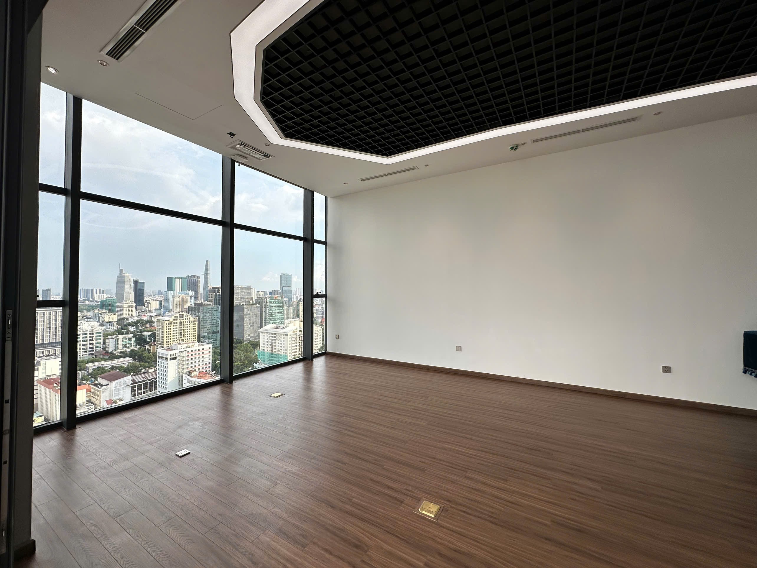 Cho thuê Căn hộ chung cư Quận 1, Hồ Chí Minh, Diện tích 300m², Giá 200 Triệu/tháng 7