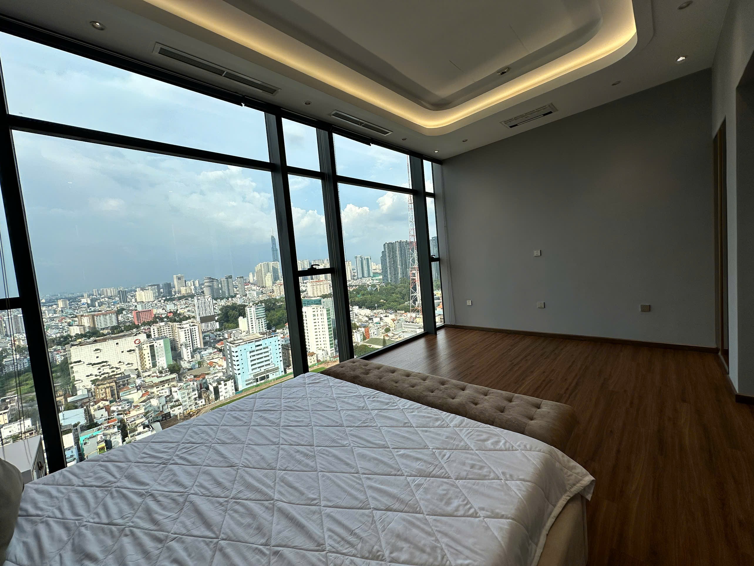 Cho thuê Căn hộ chung cư Quận 1, Hồ Chí Minh, Diện tích 300m², Giá 200 Triệu/tháng 23