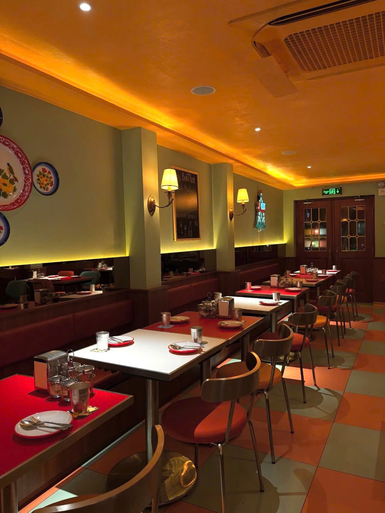 Cần bán Cửa hàng - Kiot - Mặt bằng Quận 1, Hồ Chí Minh, Diện tích 64m², Giá Thương lượng 3