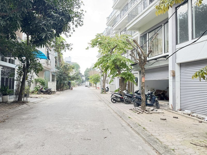 Cần bán Shophouse Metropolitan, Gia Lâm: 60,5m2 nhà thô 5 tầng, đang cho thuê 10tr/tháng 5