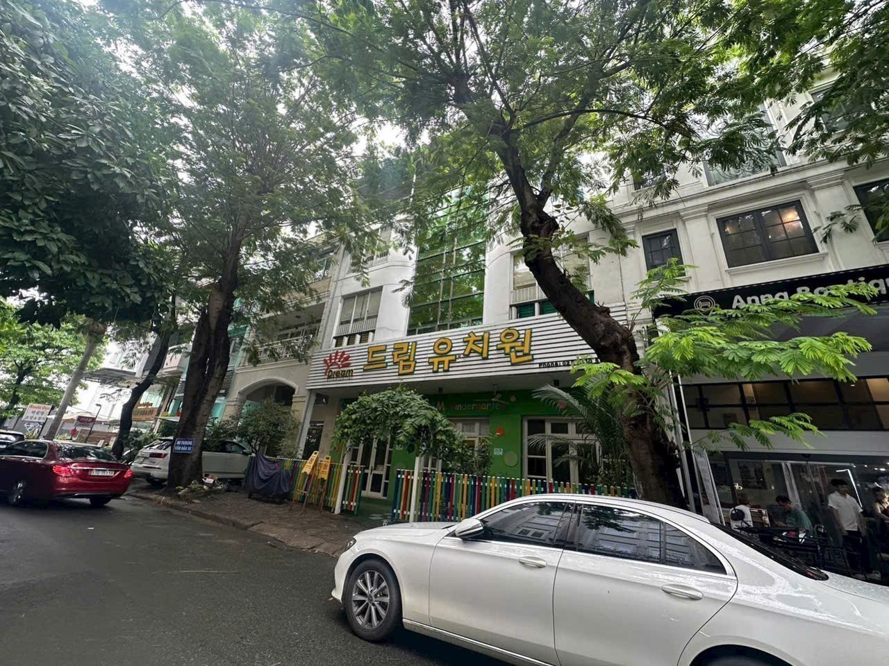 Cho thuê Nhà mặt tiền Phường Phú Mỹ, Quận 7, Diện tích 222m², Giá Thương lượng 2