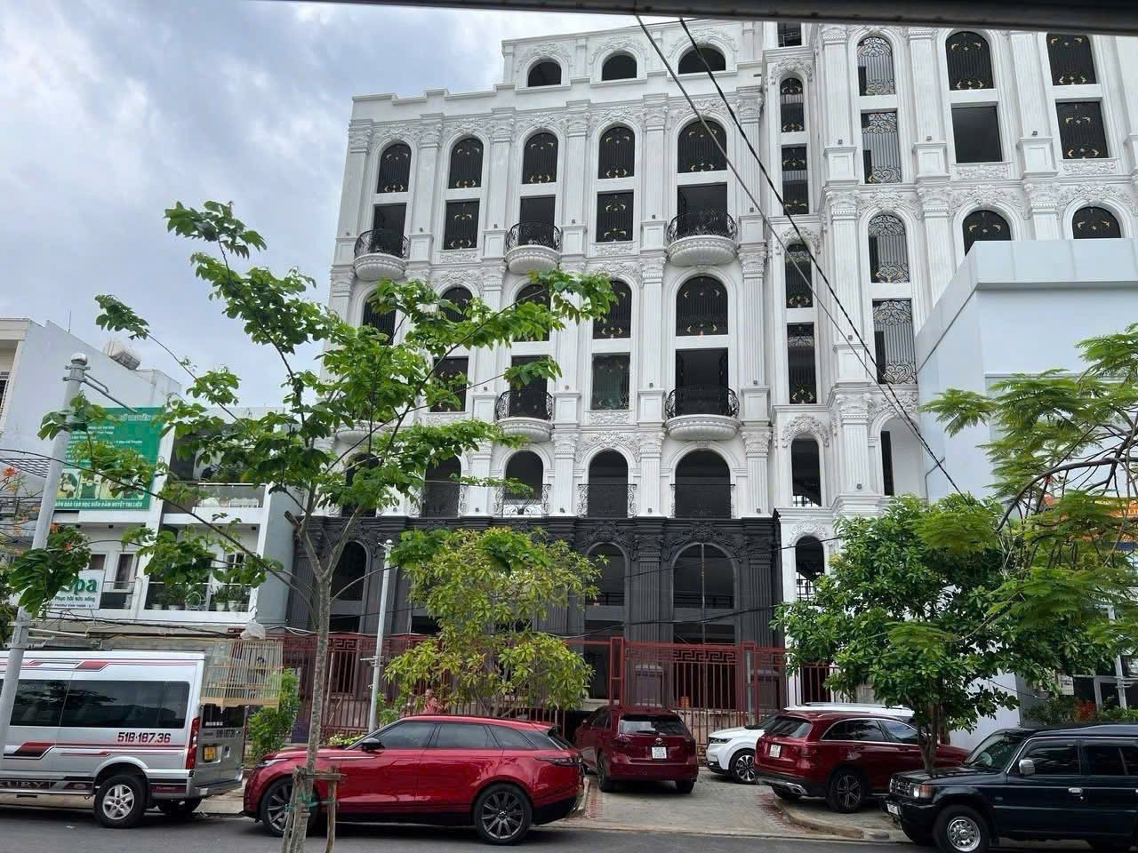 Cho thuê Nhà mặt tiền Quận 7, Hồ Chí Minh, Diện tích 575m², Giá 800 Triệu/tháng