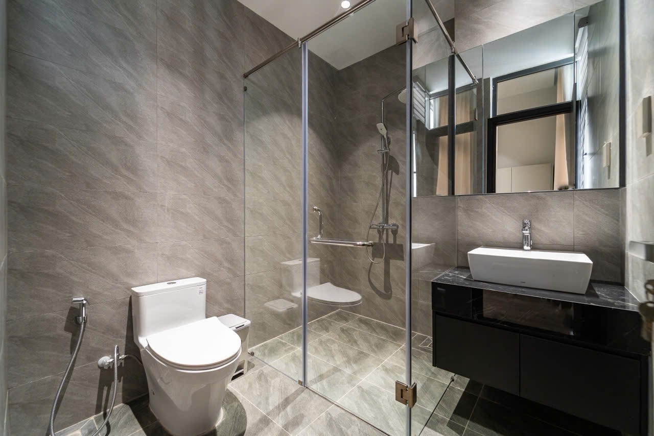 Cho thuê Nhà mặt tiền Phường Long Bình, Quận 9, Diện tích 100m², Giá 100 Triệu/tháng 6