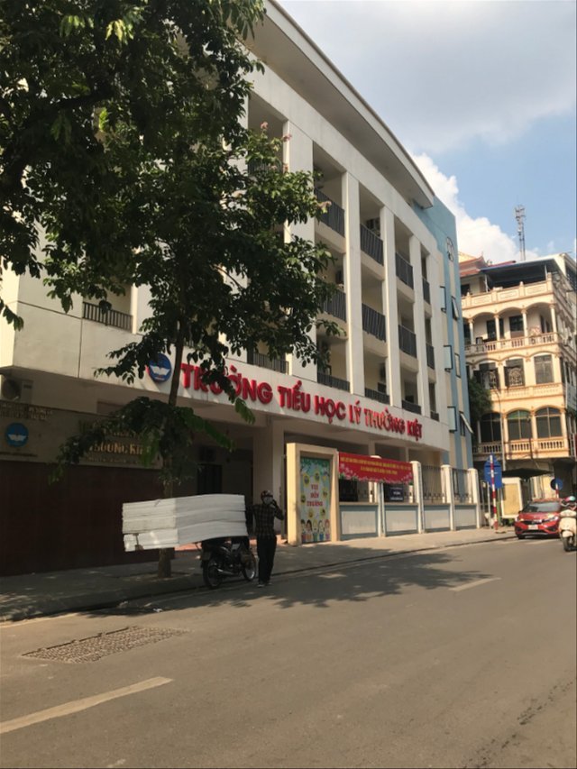 Cần bán Nhà mặt tiền đường Nguyễn Khuyến, Phường Văn Miếu, Diện tích 200m², Giá 50 Tỷ