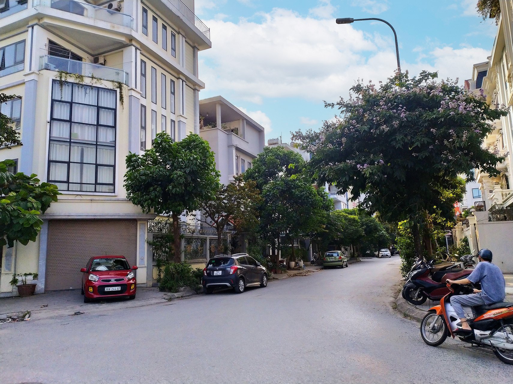 Cần bán Nhà mặt tiền đường Nguyễn Xiển, Phường Thanh Xuân Nam, Diện tích 386m², Giá 18 Tỷ 3