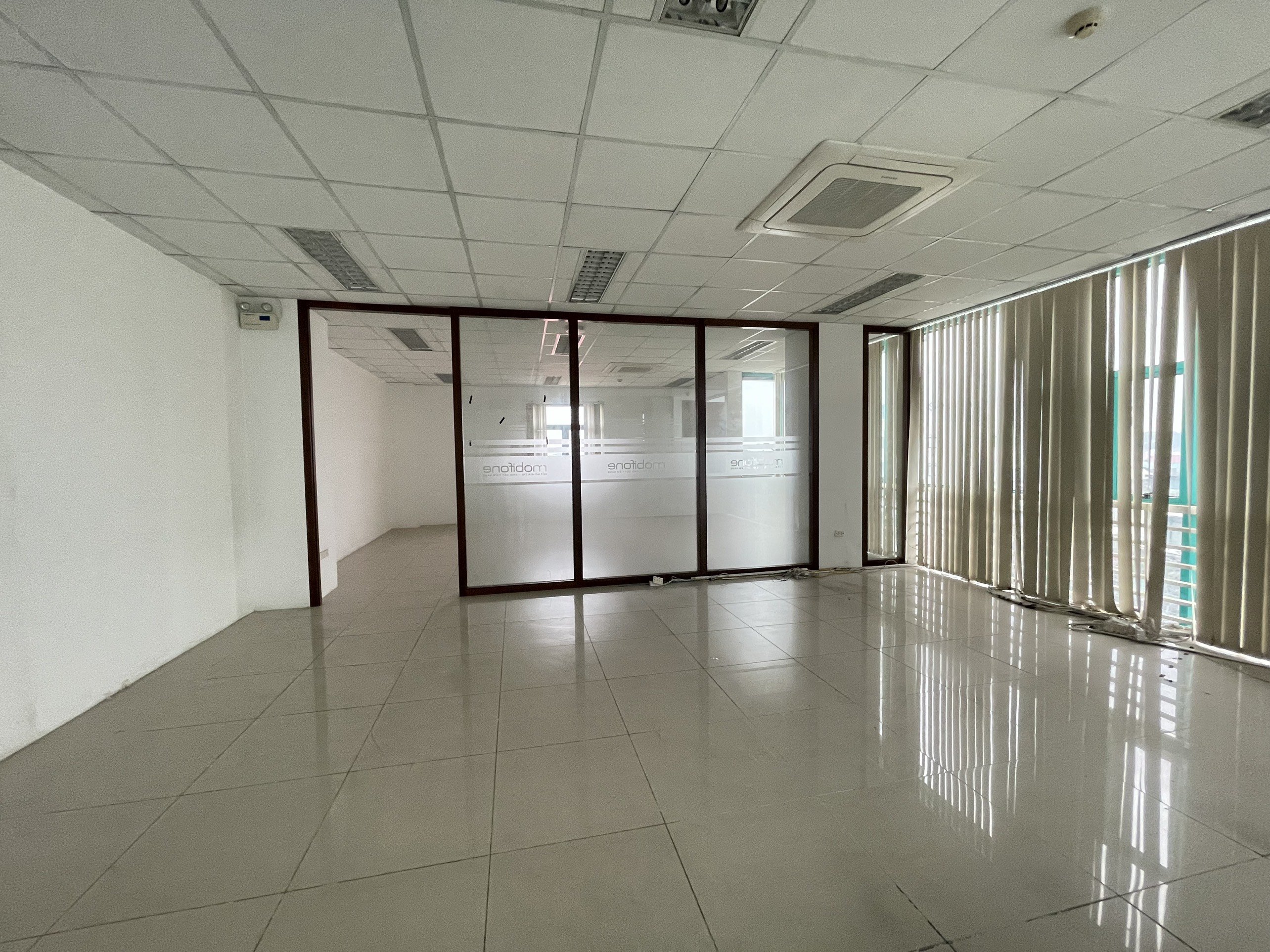 Cho thuê  nhà làm văn phòng, cửa hàng  tại Vĩnh Yên, Vĩnh Phúc Lh 0855823833 2