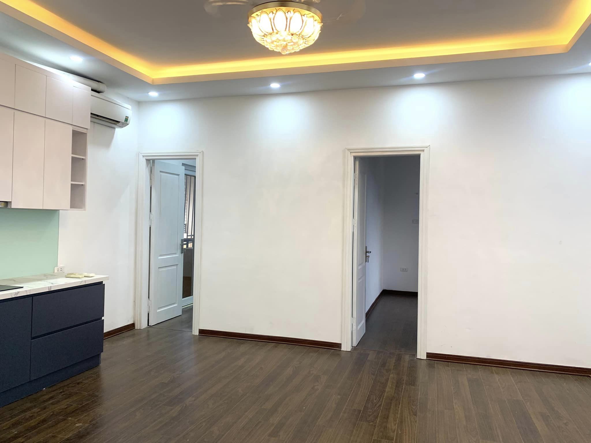 Cần bán Căn hộ chung cư đường Hoàng Đạo Thúy, Phường Nhân Chính, Diện tích 56m², Giá Thương lượng 2