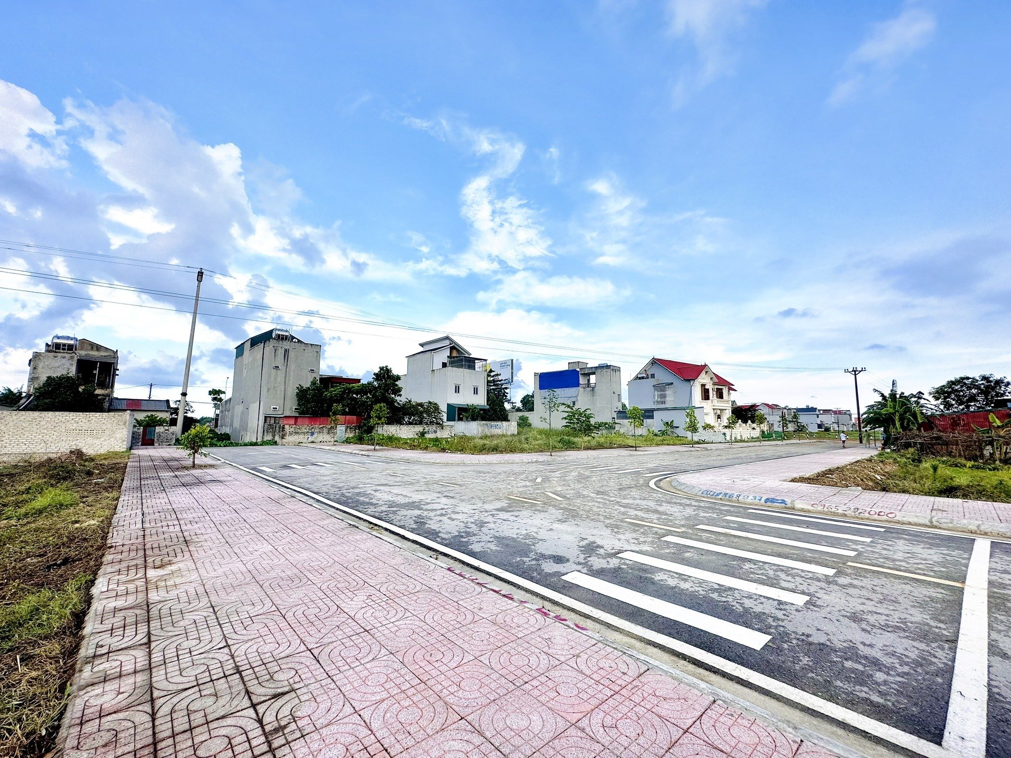 giá không thể hợp lý hơn cho 1 lô đất 2 mặt tiền thị trấn Tân Phong nằm trong khu quy hoạch gần 50ha 2