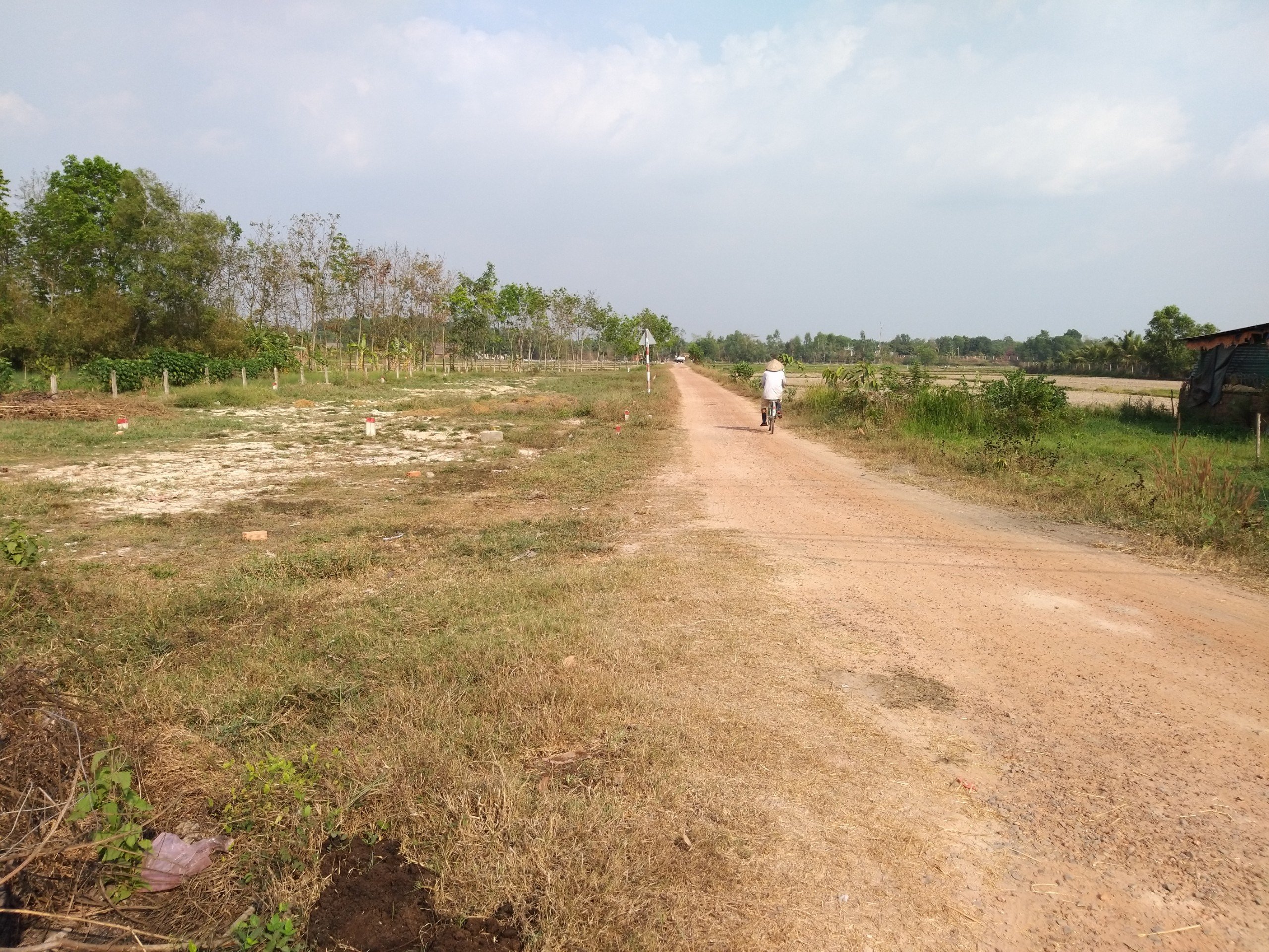 Bán đất Trảng Bàng Tây Ninh 950 triệu 323m2. Giá bán bao sổ 3