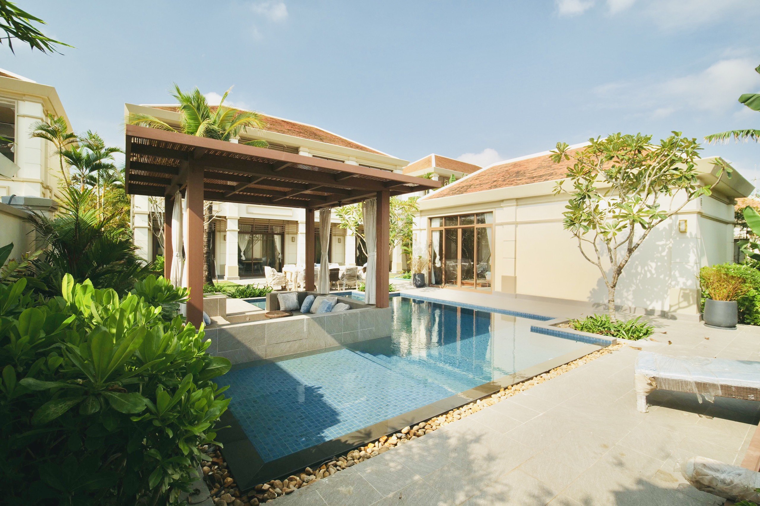 Chỉ 32 tỷ sở hữu ngay căn biệt thự biển 2 phòng ngủ tại bãi biển đẹp nhất dự án Fusion Resort & Villas Đà Nẵng - Lh Hương 0903407925 5