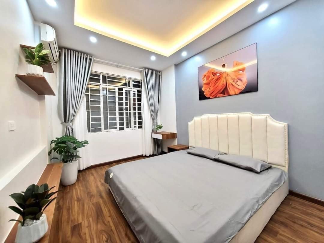 Cần bán Nhà mặt tiền Phường Liễu Giai, Ba Đình, Diện tích 36.5m², Giá 5.8 Tỷ