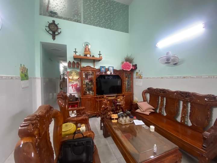 Cần bán Nhà mặt tiền đường Lã Xuân Oai, Phường Tăng Nhơn Phú A, Diện tích 68m², Giá 3 Tỷ