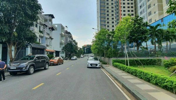 Bán đất dự án Homyland Riverside Quận 2  Vị trí đối diện công viên dự án Homyland 3  --101m2, ngang 5m vị trí đẹp khu khép kính Giá Thương lượng   0903034123 3