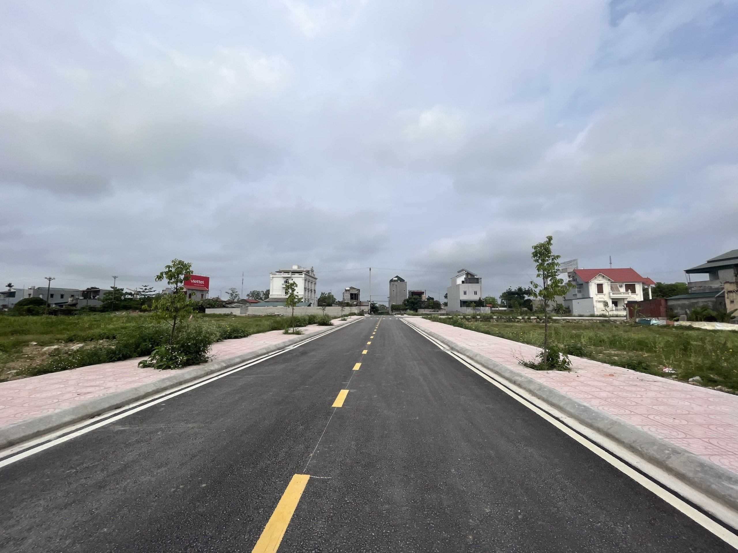 Cần bán Đất đường Quốc lộ 1A, Xã Quảng Phong, Diện tích 160m², Giá 7.8 Triệu 3