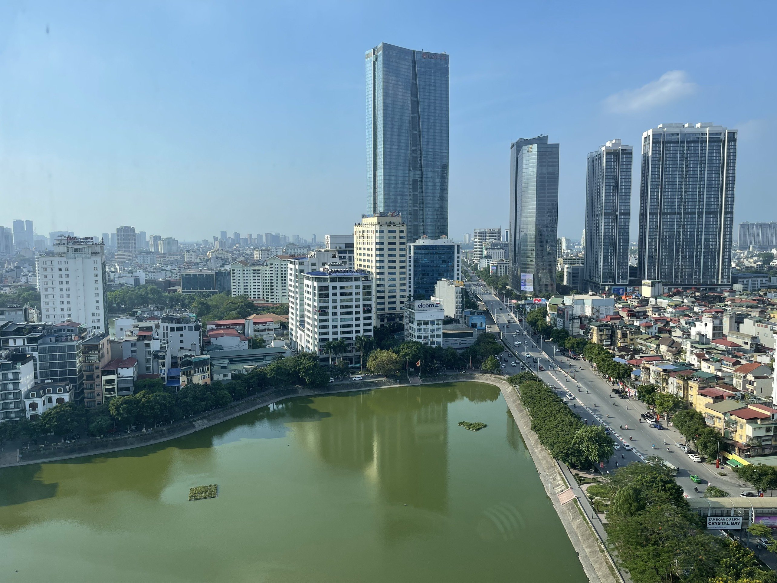 Văn phòng cho thuê giá tốt mặt bằng đẹp view hồ Ngọc Khánh quận Ba Đình- Ngọc Khánh Plaza 2