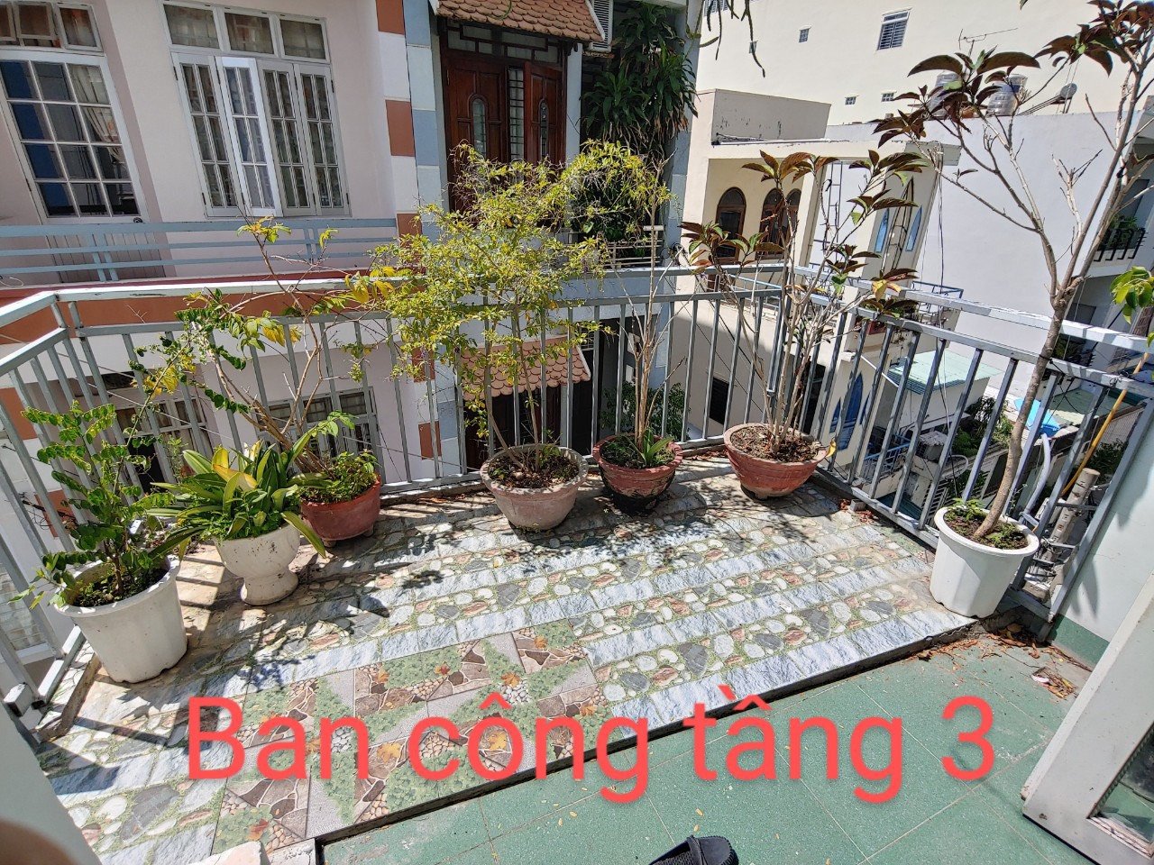 Bán 2 nhà Dã Tượng, Vĩnh Nguyên Nha Trang , cách biển 1 phút đi bộ Lh: 0868 750 144 Lê Dân 7