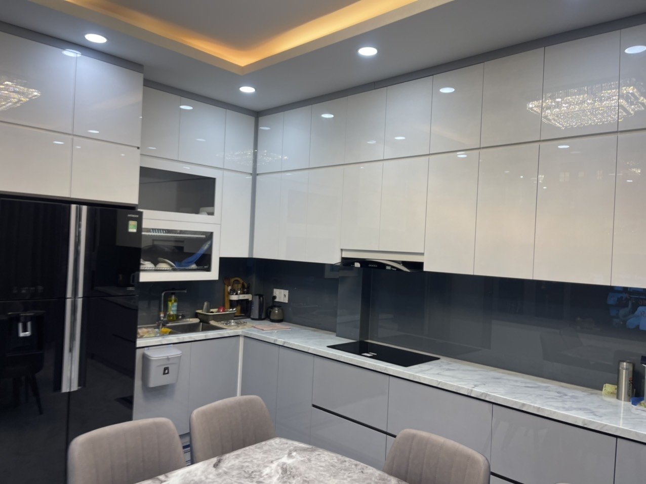 Bán nhà 2 mặt thoáng Trần Hưng Đạo, Quận 1, 40m2, full nội thất, chỉ 8 tỷ hơn 2