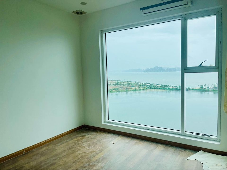 Do chuyển định cư không sử dụng nên cần bán căn hộ 2Pn 76m2 View Biển trung tâm Bãi Cháy, Hạ Long. 2