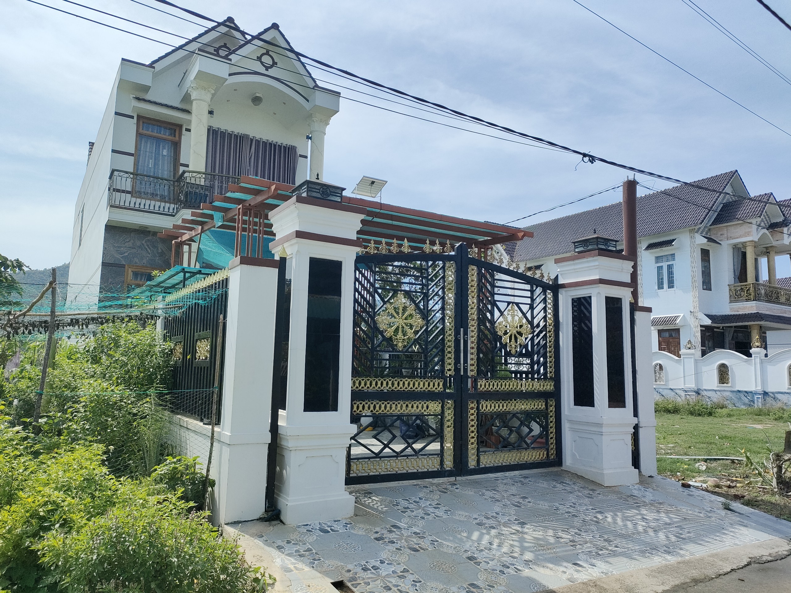 Bán nhà Suối Cát khu biệt thự gần chợ Tân Xương - sát bên Hương Lộ 39