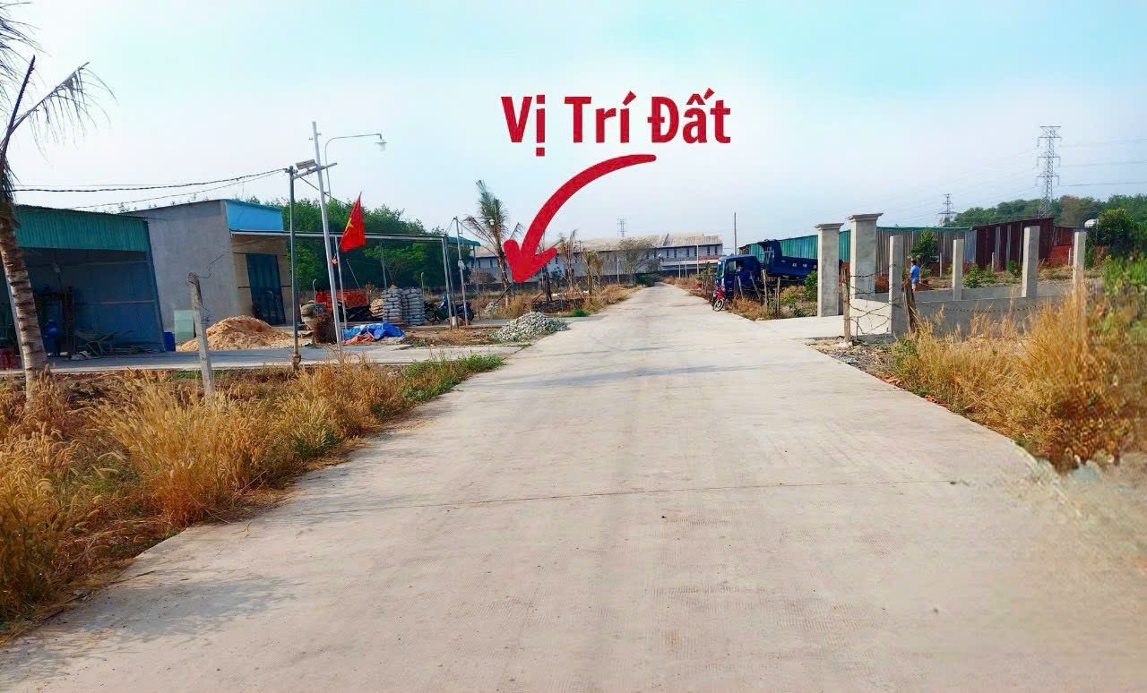 Em còn lô đất ngay trung tâm Thị trấn Tân Khai 2 mặt tiền đường