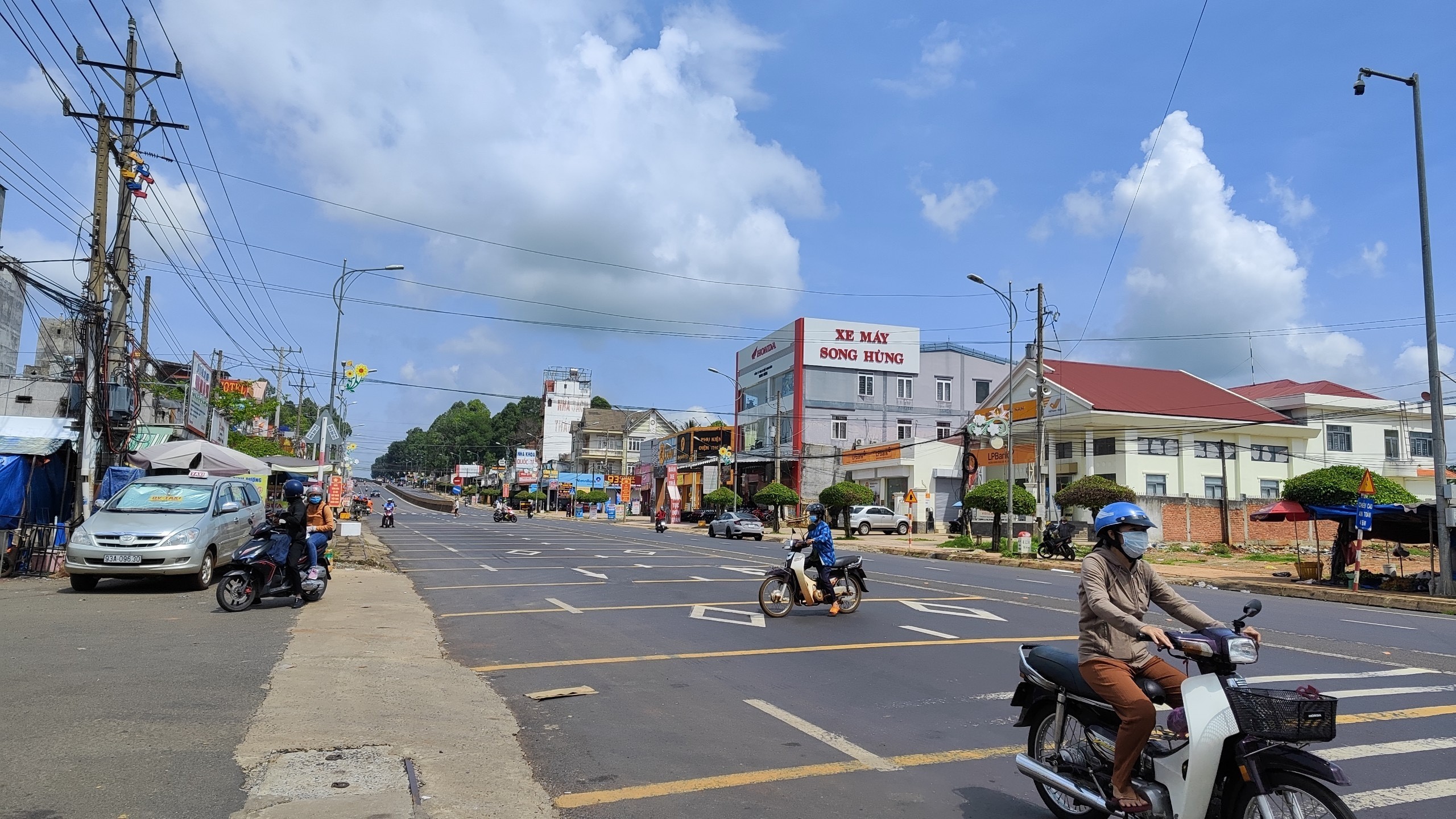 Bán gấp lô đất ngay trung tâm hành chính Bình Phước 4