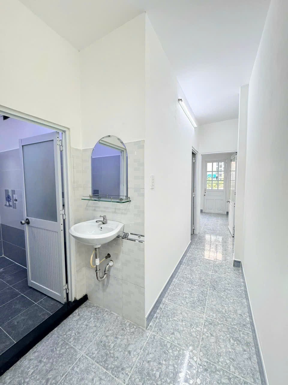 Nhà hẻm đường số 8B,Bình Hưng Hòa A,Bình Tân dt 36m2 1 lầu 2pn 2wc giá 3ty700 7